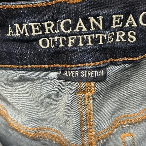 AMERICAN Eagle- super stretch hi rise shortie - Picture 3 of 4